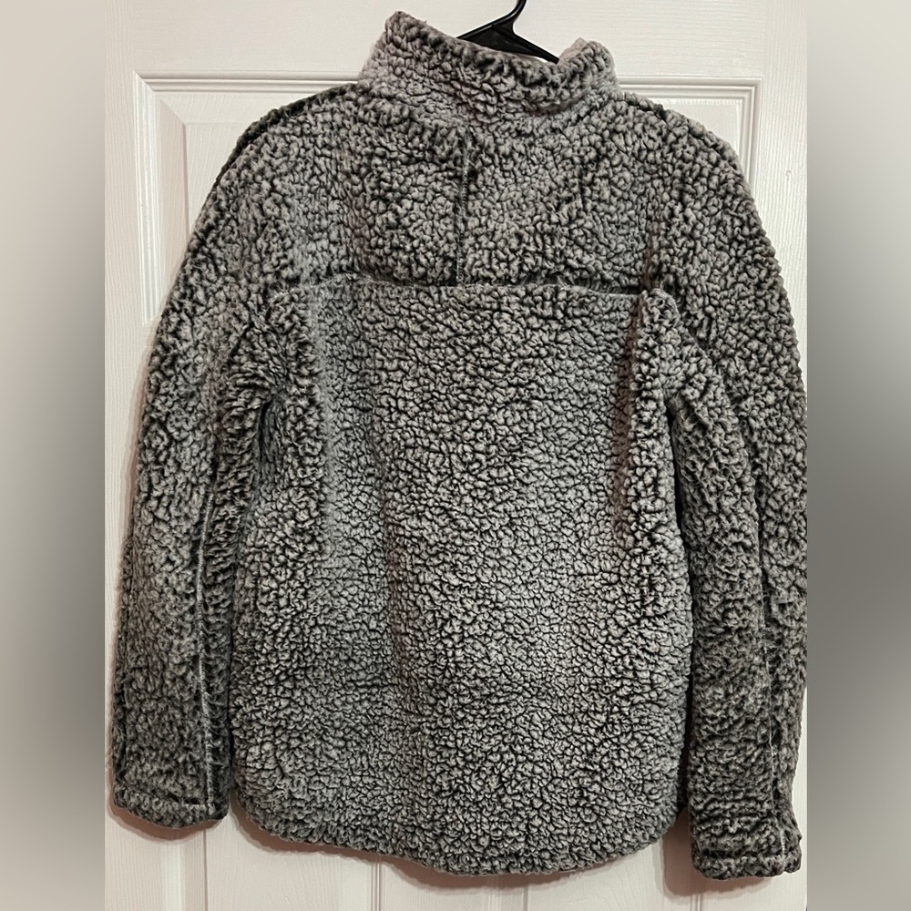 Sweater - Picture 2 of 6